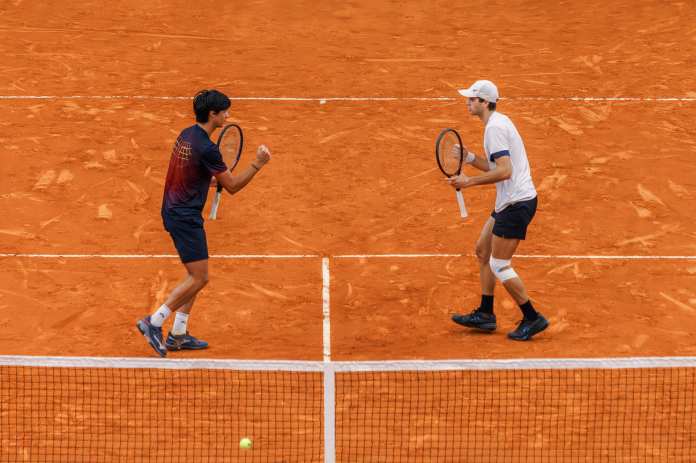 Tiago Pereira apura-se para a final de pares do Maia Open e aproxima-se do primeiro título Challenger Tiago Pereira apura-se para a final de pares do Maia Open e aproxima-se do primeiro título Challenger