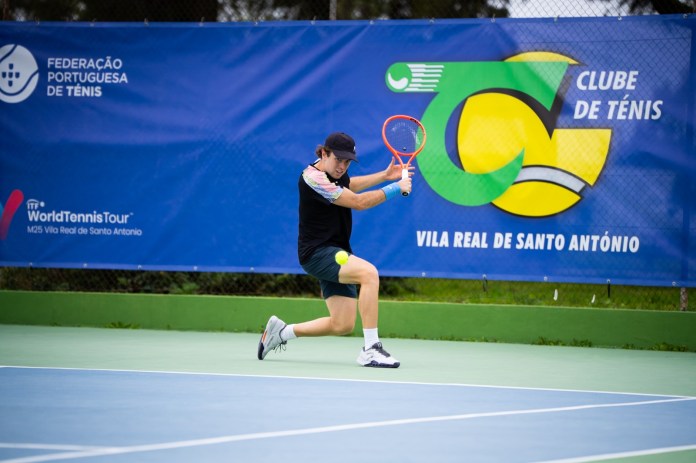 João Dinis Silva supera jornada dupla e passa qualifying em Vila Real de Santo António João Dinis Silva supera jornada dupla e passa qualifying em Vila Real de Santo António
