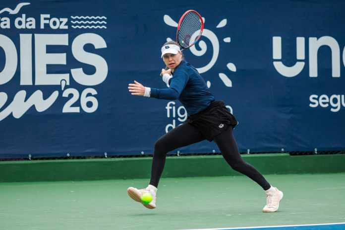Vedeta Vera Zvonareva também cai na primeira ronda do Figueira da Foz Ladies Open Vedeta Vera Zvonareva também cai na primeira ronda do Figueira da Foz Ladies Open