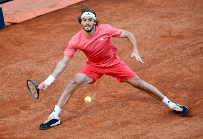 Fuori subito a Montecarlo, dove ha vinto tre volte: la grande crisi di Stefanos Tsitsipas Fuori subito a Montecarlo, dove ha vinto tre volte: la grande crisi di Stefanos Tsitsipas
