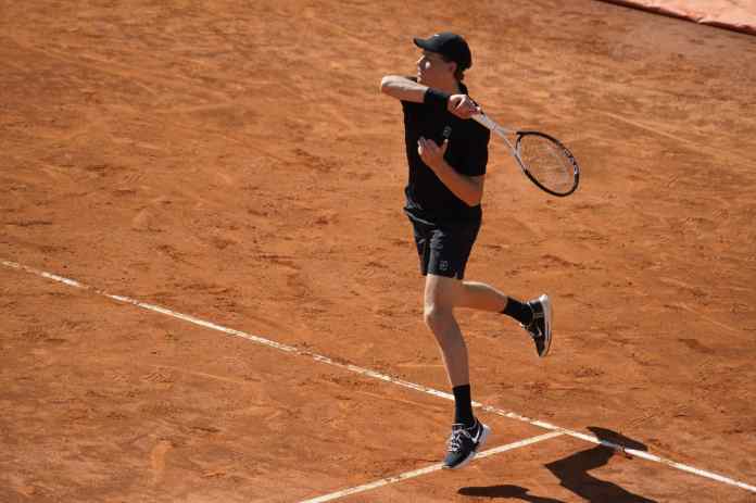LIVE ATP Roma, quarti di finale: Sinner si prende il primo set per 6-2 su Rublev LIVE ATP Roma, quarti di finale: Sinner si prende il primo set per 6-2 su Rublev