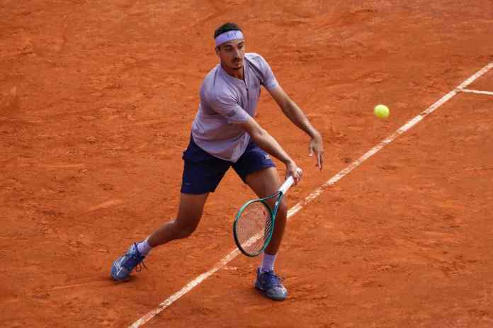 ATP Madrid, Sonego: “Il polso non mi permette ancora di giocare troppo” ATP Madrid, Sonego: “Il polso non mi permette ancora di giocare troppo”