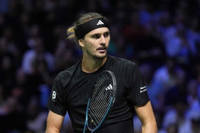 Zverev e un 2025 da montagne russe: il finale di stagione per cambiare volto passa (anche) da Sinner Zverev e un 2025 da montagne russe: il finale di stagione per cambiare volto passa (anche) da Sinner