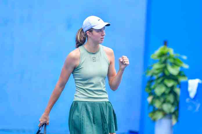 Alla scoperta di Lilli Tagger: i consigli di Francesca Schiavone e il rovescio a una mano Alla scoperta di Lilli Tagger: i consigli di Francesca Schiavone e il rovescio a una mano