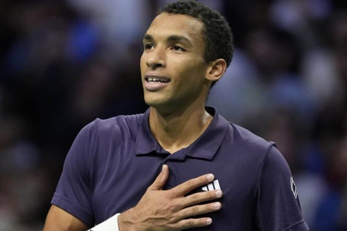 ATP Parigi, Auger Aliassime: “Sinner è favorito, ma lui e Alcaraz non sono imbattibili” ATP Parigi, Auger Aliassime: “Sinner è favorito, ma lui e Alcaraz non sono imbattibili”