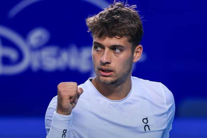 ATP Indian Wells, Cobolli: “Sorpreso dalla mia risposta. Sinner sta un po’ più da solo, ma il gruppo è unito” ATP Indian Wells, Cobolli: “Sorpreso dalla mia risposta. Sinner sta un po’ più da solo, ma il gruppo è unito”