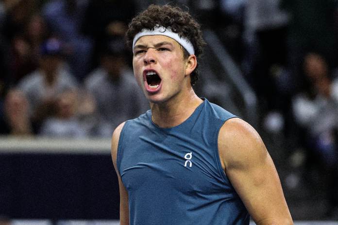 ATP Houston: Shelton di misura su Zhang. Paul rimonta Vallejo, Etcheverry lo raggiunge ai quarti ATP Houston: Shelton di misura su Zhang. Paul rimonta Vallejo, Etcheverry lo raggiunge ai quarti