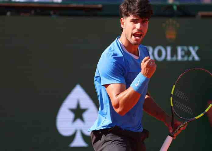 ATP Montecarlo: Alcaraz generoso come Sinner, lascia un set ad Etcheverry ma va ai quarti ATP Montecarlo: Alcaraz generoso come Sinner, lascia un set ad Etcheverry ma va ai quarti