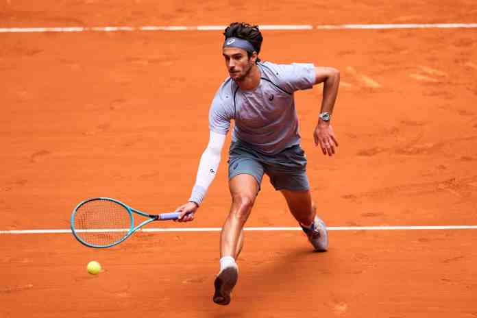 ATP Madrid: buona la prima per Musetti. Hurkacz regolato in due set ATP Madrid: buona la prima per Musetti. Hurkacz regolato in due set