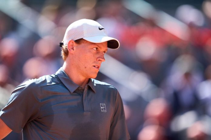 ATP Madrid, Sinner: “In TV non vedi certe cose, ecco perché sono andato a vedere Jodar” ATP Madrid, Sinner: “In TV non vedi certe cose, ecco perché sono andato a vedere Jodar”