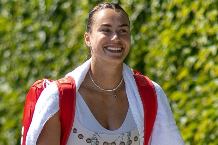 WTA Toronto, Sabalenka sorride: “Care avversarie, perchè perdete subito dopo avermi battuta?” WTA Toronto, Sabalenka sorride: “Care avversarie, perchè perdete subito dopo avermi battuta?”