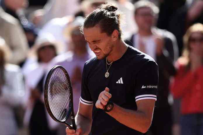 Djokovic celebra Zverev: “Vedere le vostre lacrime mi ha fatto emozionare” Djokovic celebra Zverev: “Vedere le vostre lacrime mi ha fatto emozionare”