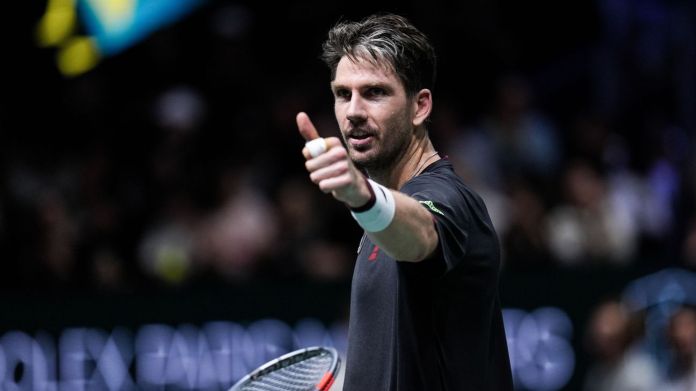Norrie ousts top-ranked Alcaraz at Paris Masters Norrie ousts top-ranked Alcaraz at Paris Masters