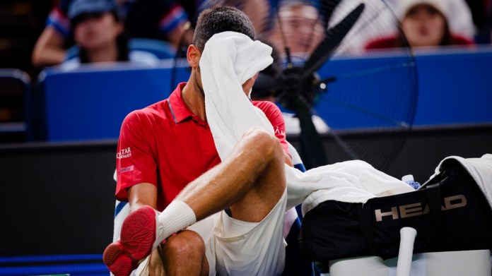 A Djokovic no le paran Munar ni sus problemas físicos y bate otro récord de longevidad en Shanghái A Djokovic no le paran Munar ni sus problemas físicos y bate otro récord de longevidad en Shanghái
