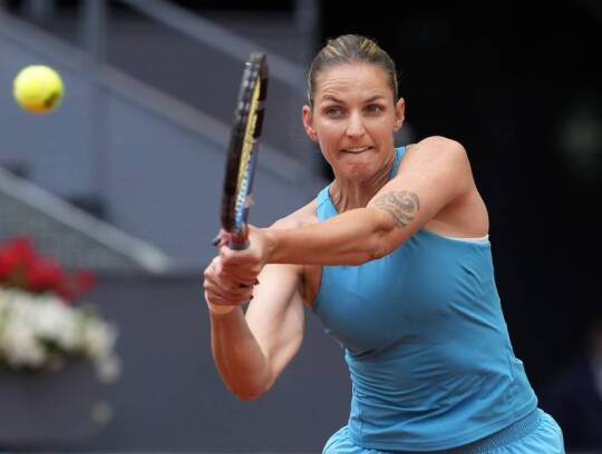 Plíšková i Bouzková postoupily v Nottinghamu do čtvrtfinále Plíšková i Bouzková postoupily v Nottinghamu do čtvrtfinále
