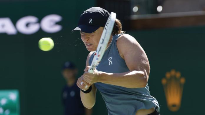 Rybakina y Swiatek, sin piedad en una jornada con dos abandonos en Indian Wells Rybakina y Swiatek, sin piedad en una jornada con dos abandonos en Indian Wells