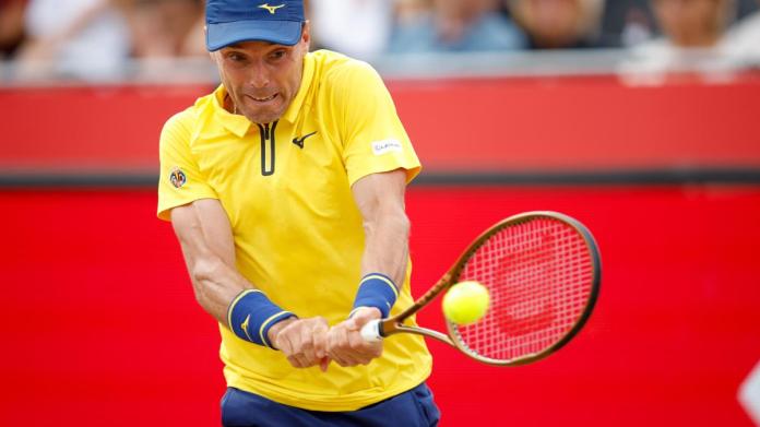 Bautista deja solo a Landaluce en Stuttgart Bautista deja solo a Landaluce en Stuttgart