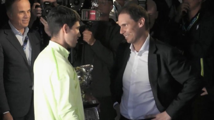 Carlos Alcaraz desvela lo que habló con Rafa Nadal tras ganar el Open de Australia Carlos Alcaraz desvela lo que habló con Rafa Nadal tras ganar el Open de Australia