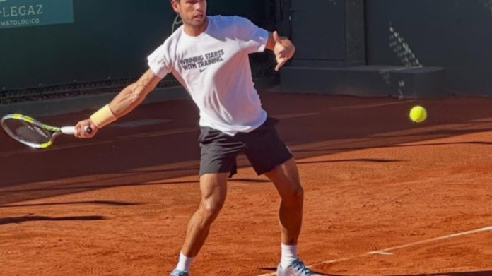 Alcaraz entrena junto a Landaluce... con Morata de testigo Alcaraz entrena junto a Landaluce... con Morata de testigo