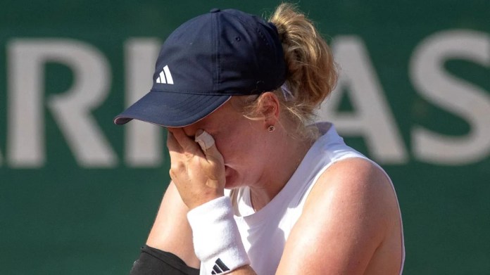 <div>Jones breaks through after hardest moment of career</div> <div>Jones breaks through after 'hardest moment of career'</div>