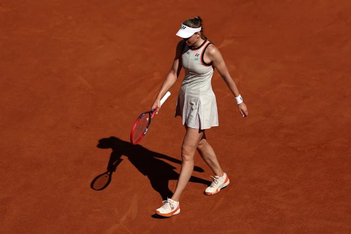 Elena Rybakina suffers shocking loss to Yuliia Starodubtseva at French Open Elena Rybakina suffers shocking loss to Yuliia Starodubtseva at French Open