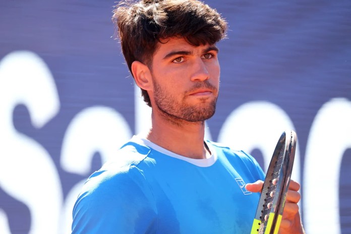 Carlos Alcaraz announces withdrawal from Wimbledon due to wrist injury Carlos Alcaraz announces withdrawal from Wimbledon due to wrist injury
