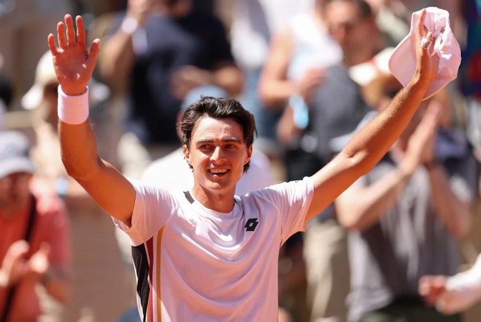 Adam Walton upsets Daniil Medvedev at French Open Adam Walton upsets Daniil Medvedev at French Open