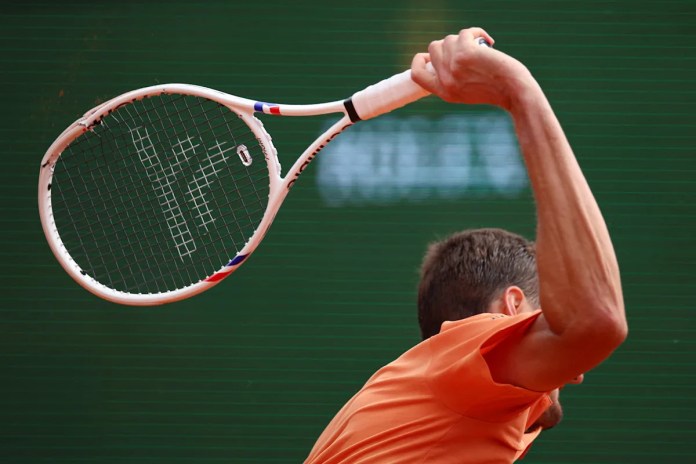 Daniil Medvedev smashes racket after historic double bagel at Monte Carlo Daniil Medvedev smashes racket after historic double bagel at Monte Carlo