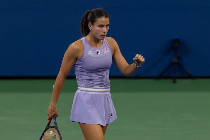 Emma Navarro keeps winning at Strasbourg despite needless social media negativity Emma Navarro keeps winning at Strasbourg despite needless social media negativity