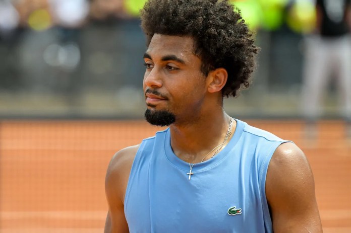 Arthur Fils, one of few remaining French Open contenders, drops out with injury day before tournament Arthur Fils, one of few remaining French Open contenders, drops out with injury day before tournament