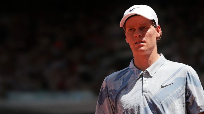 <div>Sinner exits French Open in second round - reaction to top seeds five-set defeat</div> <div>Sinner exits French Open in second round - reaction to top seed's five-set defeat</div>