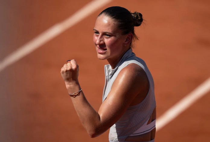 Marta Kostyuk’s stellar season continues, defeats Iga Swiatek at French Open Marta Kostyuk’s stellar season continues, defeats Iga Swiatek at French Open