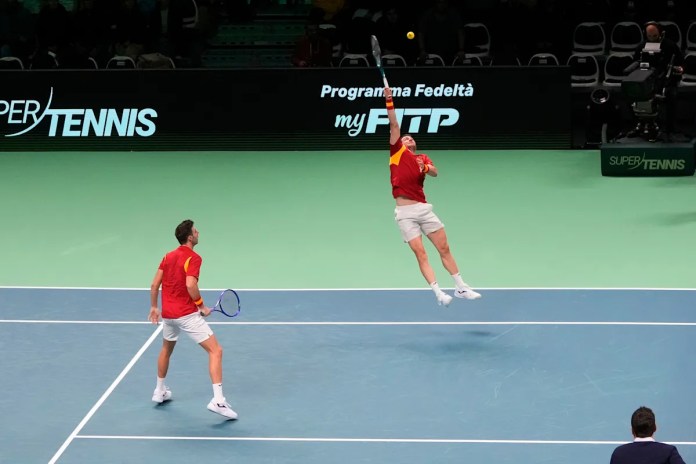 Spain beats the Czech Republic to reach the Davis Cup semifinals Spain beats the Czech Republic to reach the Davis Cup semifinals
