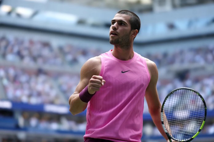 US Open: No. 2 Carlos Alcaraz cruises in straight sets past No. 20 Jiří Lehečka, setting up heavyweight matchup in semis US Open: No. 2 Carlos Alcaraz cruises in straight sets past No. 20 Jiří Lehečka, setting up heavyweight matchup in semis