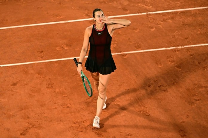 Sabalenka overpowers Osaka to reach French Open quarter-finals Sabalenka overpowers Osaka to reach French Open quarter-finals