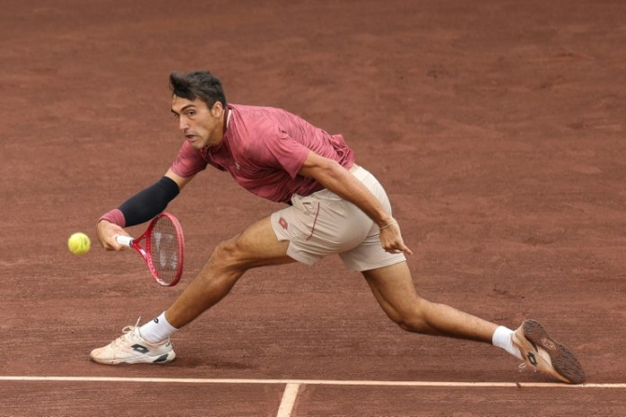 Burruchaga beats Tirante to reach first ATP final Burruchaga beats Tirante to reach first ATP final