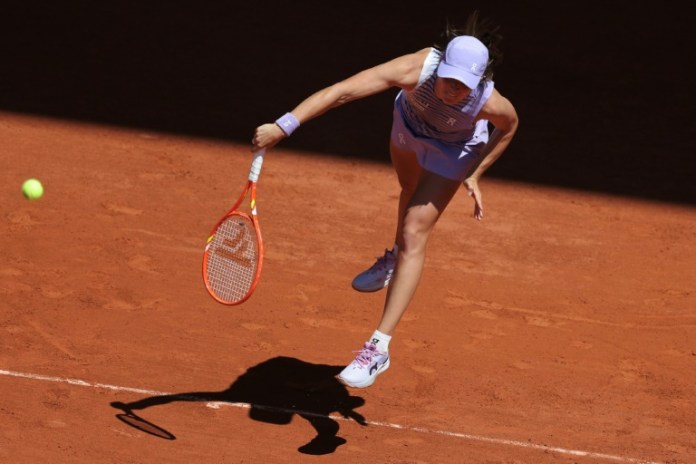 Djokovic fights through at French Open, Rybakina dumped out Djokovic fights through at French Open, Rybakina dumped out