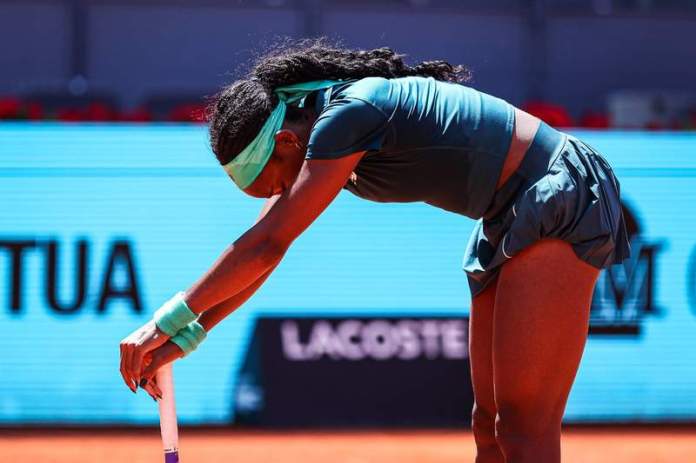 Coco Gauff’s Team Slammed Again as Opponent Accuses Them of Mind Games: “Screaming in My Ear” Coco Gauff’s Team Slammed Again as Opponent Accuses Them of Mind Games: “Screaming in My Ear”