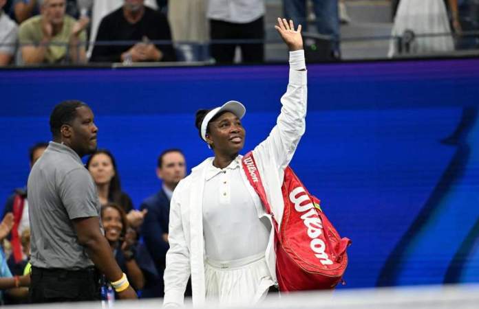 Venus Williams Leads Tributes as 32-Year-Old WTA Star Announces Tennis Retirement Venus Williams Leads Tributes as 32-Year-Old WTA Star Announces Tennis Retirement