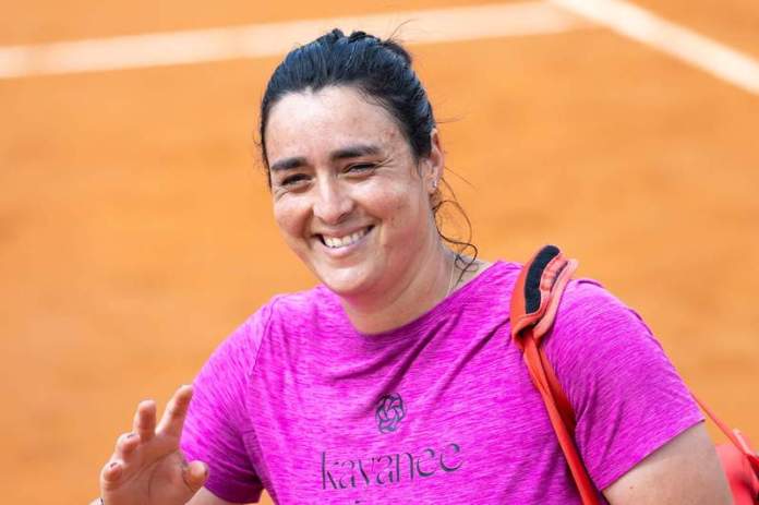 Ons Jabeur Welcomes ‘A Tiny Miracle’ With a Heartfelt Post Ons Jabeur Welcomes ‘A Tiny Miracle’ With a Heartfelt Post