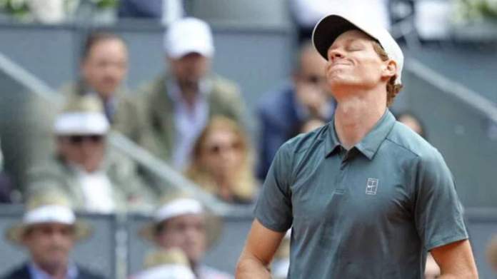 <div>Jannik Sinner Throws Up, Suffers Panic Attack Scare, Argues With Umpire & More: Key Moments From Suspended Rome Match</div> <div>Jannik Sinner Throws Up, Suffers Panic Attack Scare, Argues With Umpire & More: Key Moments From Suspended Rome Match</div>