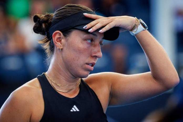 Risky rally: Are Coco Gauff and Jessica Pegula heading into clay with a bad play? Risky rally: Are Coco Gauff and Jessica Pegula heading into clay with a bad play?