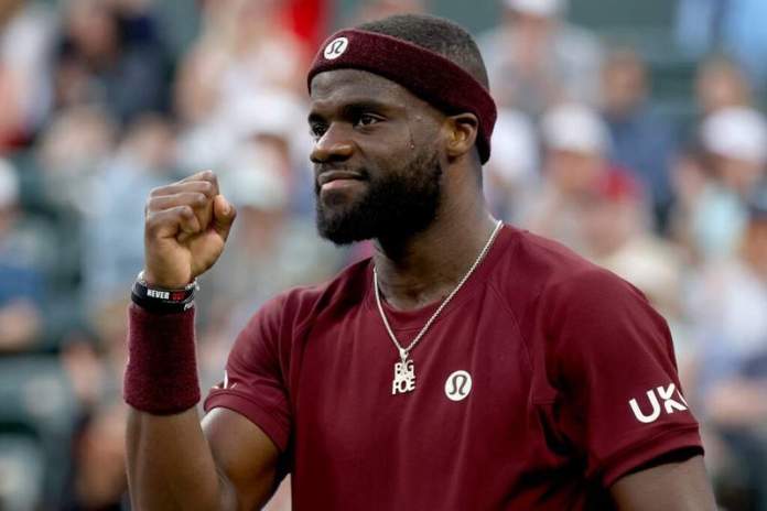 Frances Tiafoe jokes about how his girlfriend gives him advice like she’s Serena Williams Frances Tiafoe jokes about how his girlfriend gives him advice like she’s Serena Williams