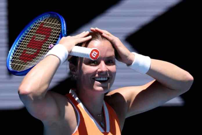 Maria Sakkari responds after double-bounce controversy in win over Iga Swiatek Maria Sakkari responds after double-bounce controversy in win over Iga Swiatek