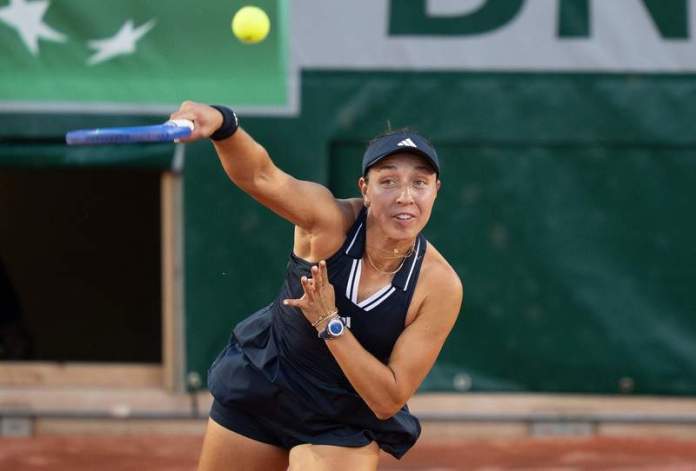 15 French Open Seeds, Including Jessica Pegula and Daniil Medvedev, Collapse in First Round 15 French Open Seeds, Including Jessica Pegula and Daniil Medvedev, Collapse in First Round