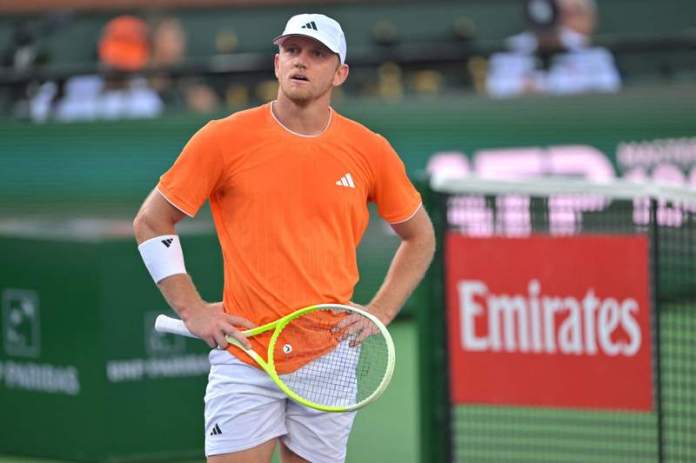 ‘He Blocked My Wife’ – Alejandro Davidovich Fokina Issues Warning After Coach Puerta Abandons Him Amid French Open ‘He Blocked My Wife’ – Alejandro Davidovich Fokina Issues Warning After Coach Puerta Abandons Him Amid French Open