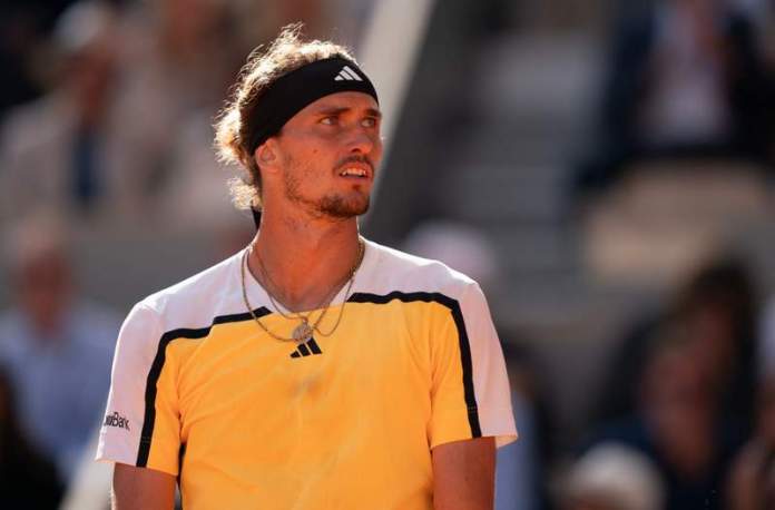 ‘I’m Not a Politician’ – Alexander Zverev Makes Feelings Clear on ‘Difficult’ French Open Heat Rule Debate ‘I’m Not a Politician’ – Alexander Zverev Makes Feelings Clear on ‘Difficult’ French Open Heat Rule Debate