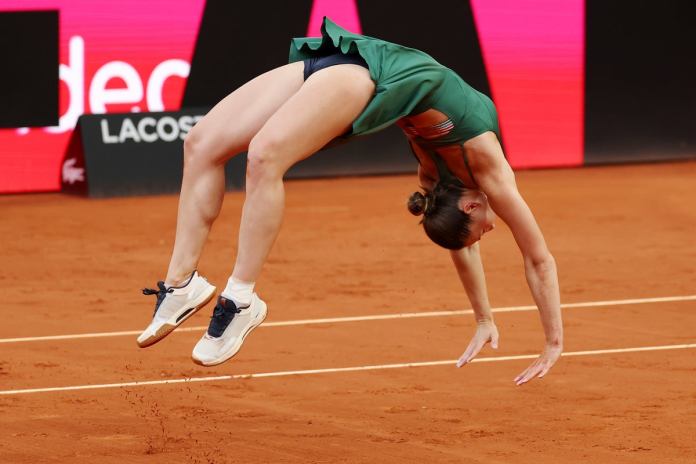 Marta Kostyuk celebrates biggest title of career with back handspring Marta Kostyuk celebrates biggest title of career with back handspring