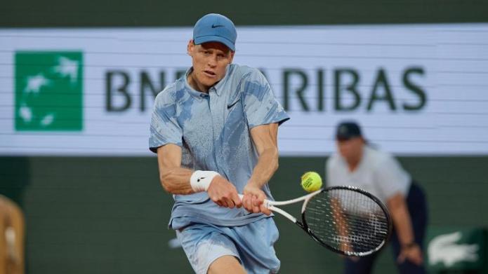 Jannik Sinner stunned in massive French Open upset as Roland Garros heat aids Juan Manuel Cerundolo Jannik Sinner stunned in massive French Open upset as Roland Garros heat aids Juan Manuel Cerundolo