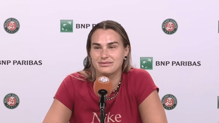 <div>Tennis Reporter Ripped For Hypocritical Question For Aryna Sabalenka At Roland Garros</div> <div>Tennis Reporter Ripped For 'Hypocritical' Question For Aryna Sabalenka At Roland Garros</div>
